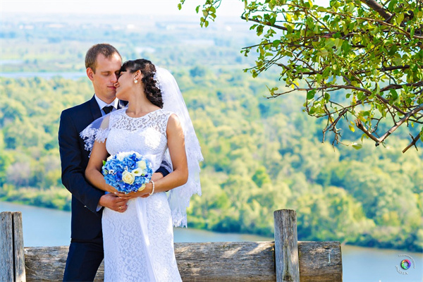 夢見我結婚有何寓意_周公解夢
