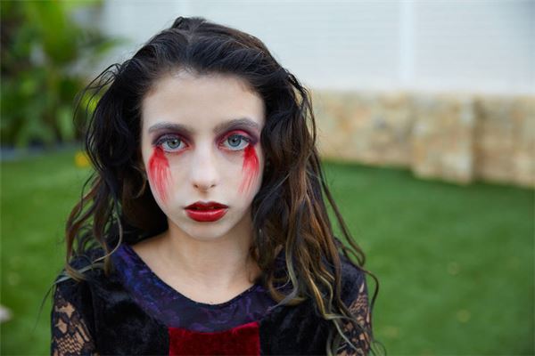 夢見血腥場面_周公解夢