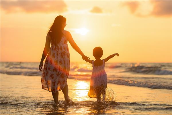 夢到了女人帶小孩什麼預兆_周公解夢