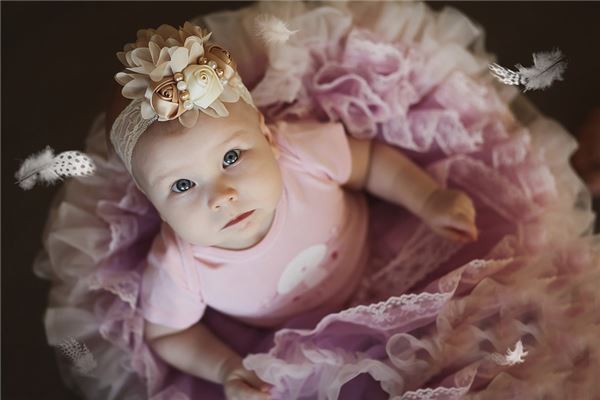 孕婦夢見自己生了個女孩周公解夢_周公解夢 孕婦夢見自己生了個女孩周公解夢是什麼意思_孕婦夢見自己生了個女孩周公解夢好不好_周公解夢官網