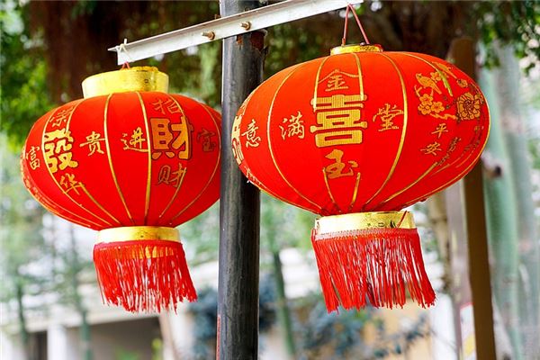 夢到了貼福字有什麼徵兆_周公解夢