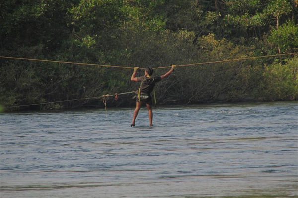 夢到蹚水有什麼寓意嗎？_周公解夢