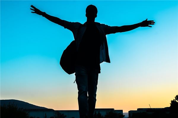 夢見自己胳膊斷了_周公解夢