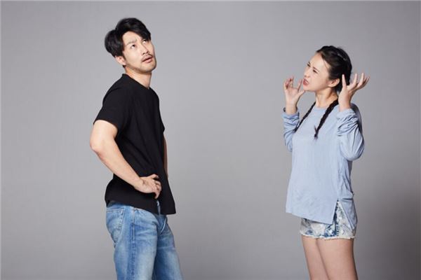 夢見和前妻吵架_周公解夢