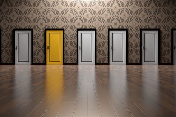 女人夢見關門_周公解夢