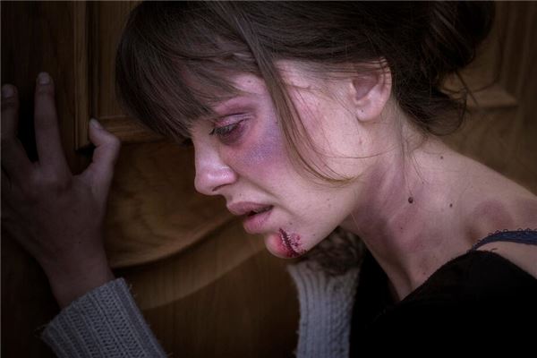 夢到打老婆什麼預兆_周公解夢