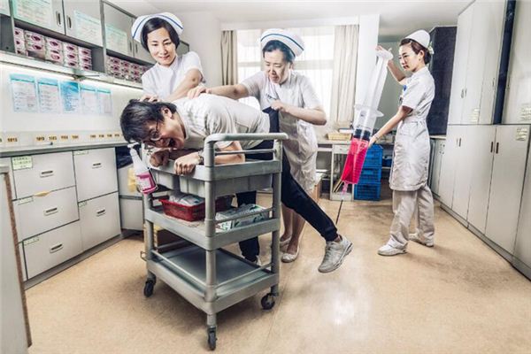 夢見給自己打針_周公解夢