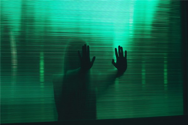 夢見廁所有鬼是咋回事_周公解夢