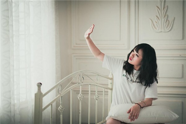 夢到了自己掉了好多頭髮是什麼意思？_周公解夢