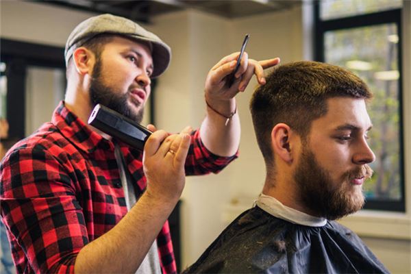 夢見頭髮被剪_周公解夢