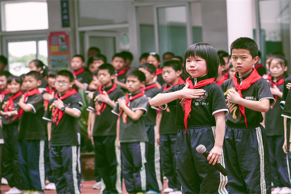 夢見好多小學生代表著什麼_周公解夢