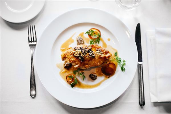 孕婦夢到吃肉_周公解夢