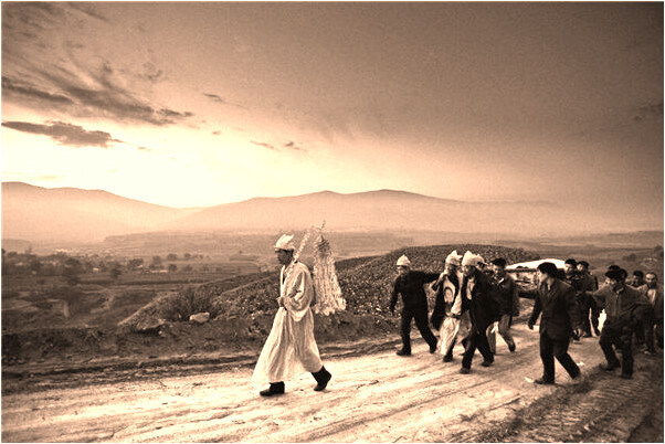 夢到了夢裡當土匪強盜是什麼預兆?_周公解夢官網