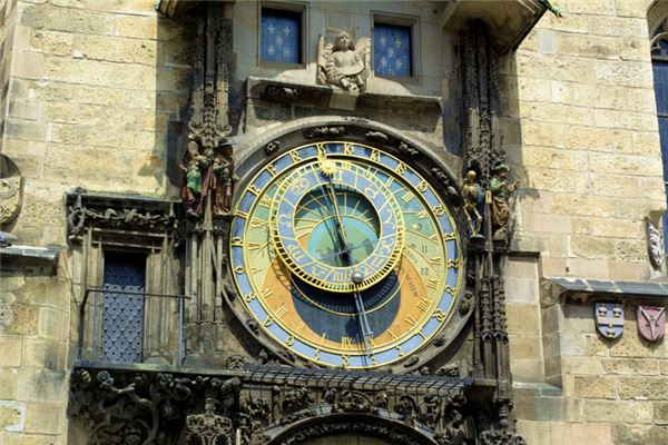 夢見牆上的掛鍾_周公解夢