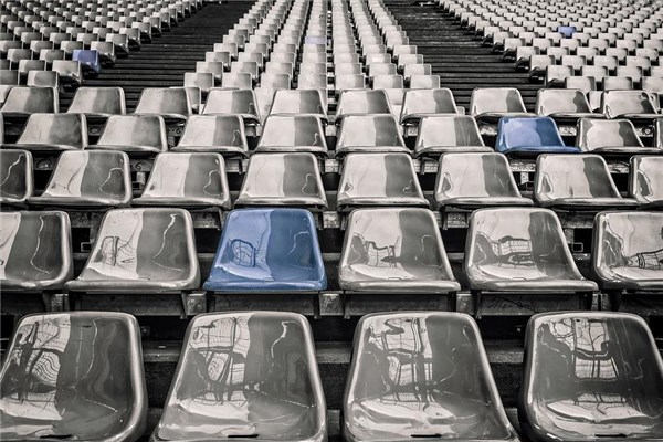 夢到調座位意味什麼_周公解夢