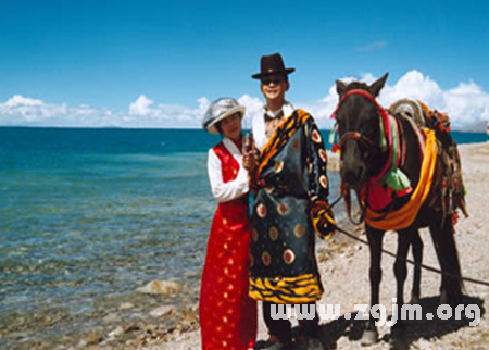 門巴族的風俗習慣 門巴族的節日資料及服飾特點