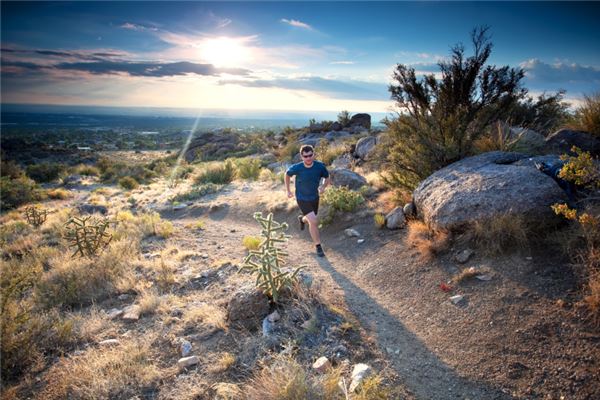 夢見跑步意味著什麼_周公解夢
