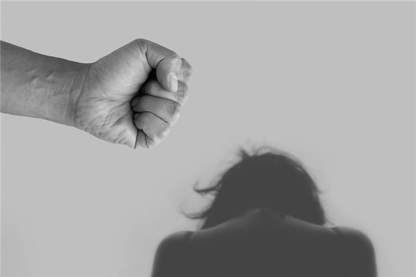 夢見挨欺負有什麼含義_周公解夢