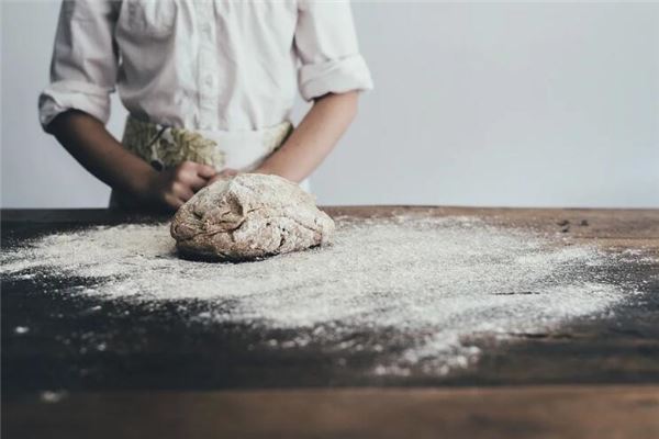 夢見一塊大的生麵團_周公解夢