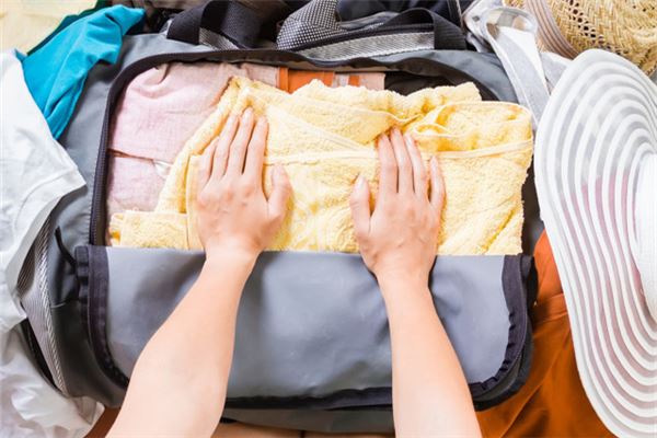 夢見收拾衣服_周公解夢