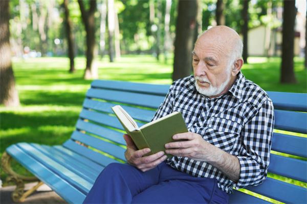 1965年屬蛇人2020年運勢_十二生肖