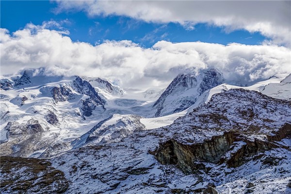 夢見山移預示了什麼_周公解夢