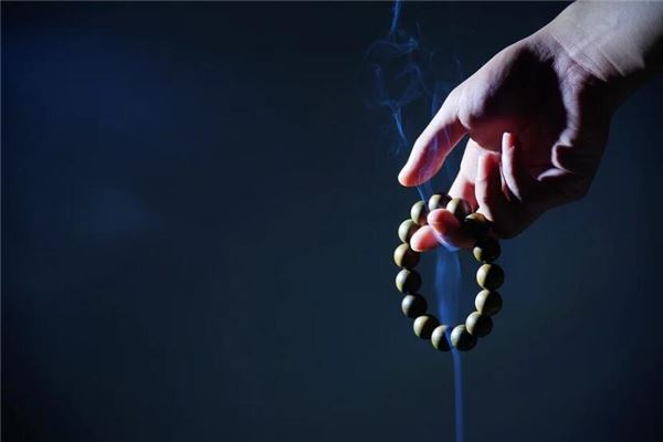 女人夢見佛珠_周公解夢