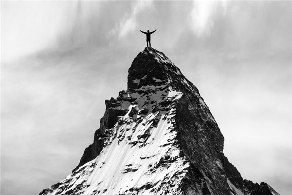 夢到了在很高的地方是凶兆還是吉兆_周公解夢