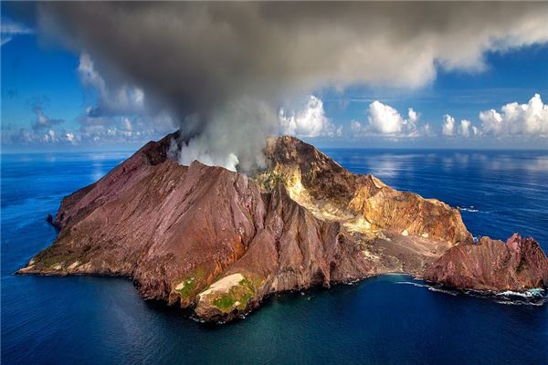 夢見火山意味著什麼_周公解夢